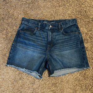 Women’s Old Navy Slouchy Straight Denim Short Size 12